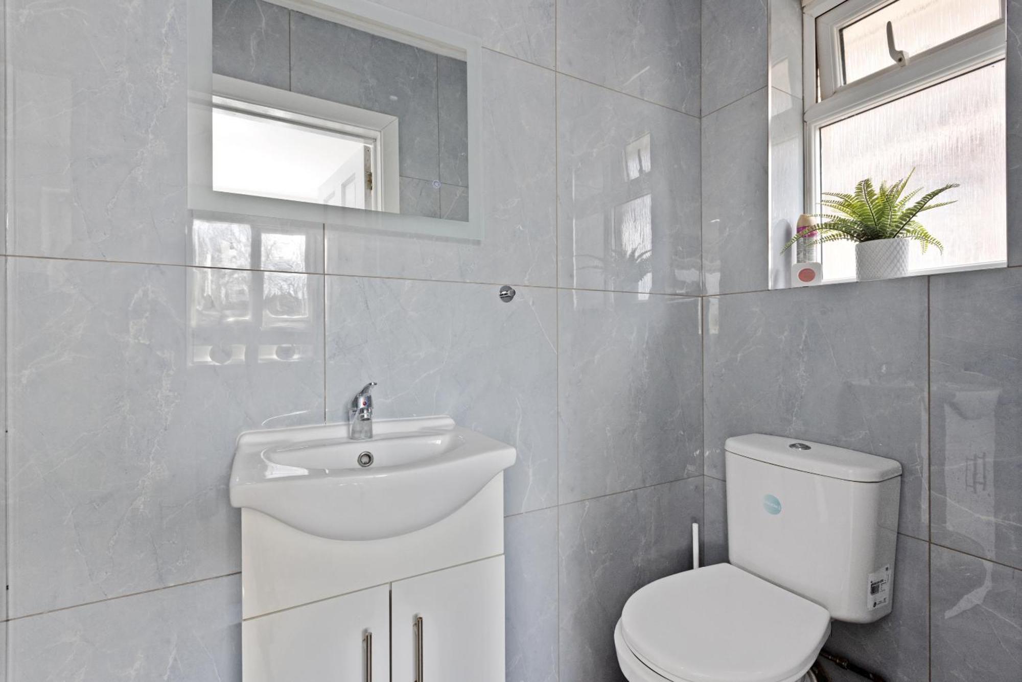 South Harrow Apartment ロンドン エクステリア 写真